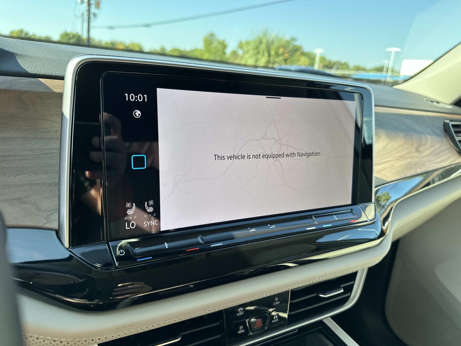 2025 Volkswagen Atlas SE Technology photo 12