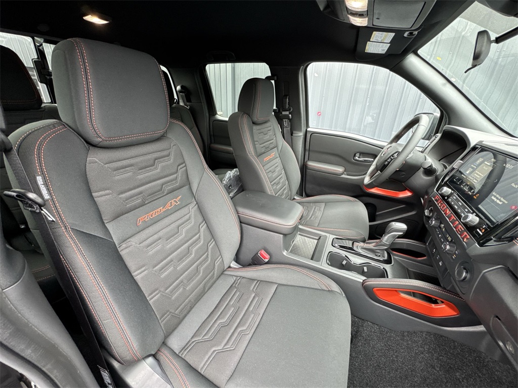 2025 Nissan Frontier PRO-4X photo 23