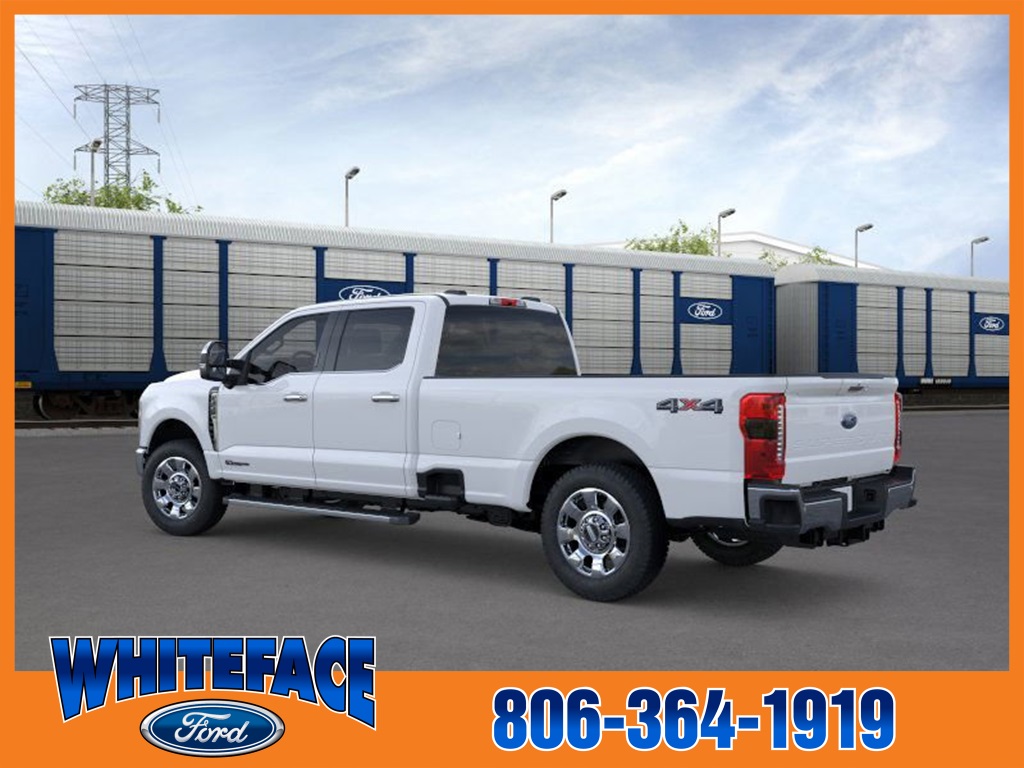 2026 Ford F-350 Lariat photo 3