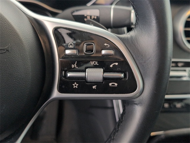 2022 Mercedes Benz GLC 300 photo 25