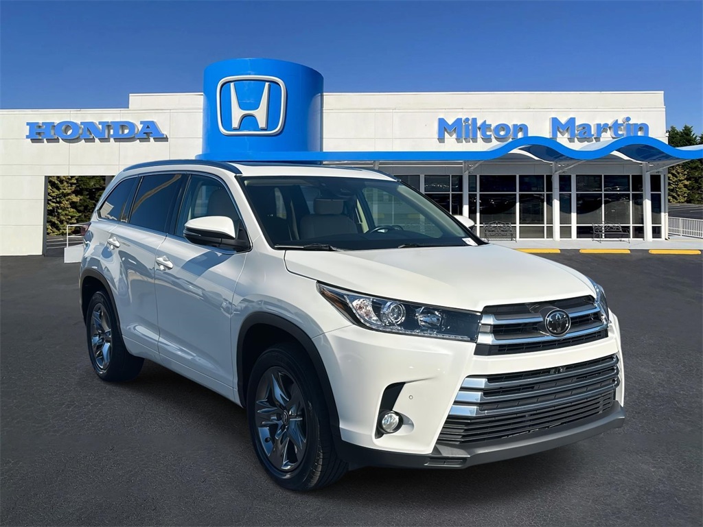 2017 Toyota Highlander Limited Platinum