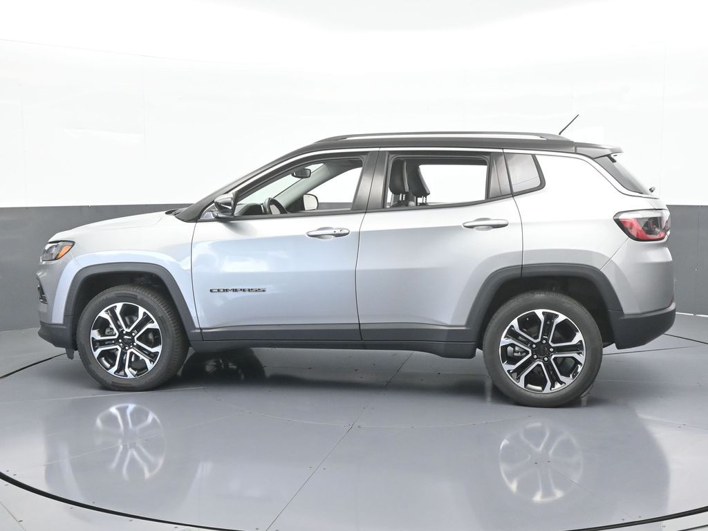 2022 Jeep Compass Limited photo 3