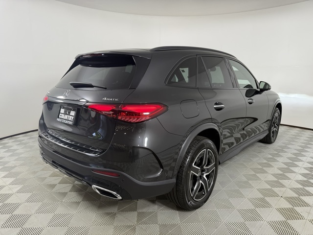 2026 Mercedes Benz GLC 300 4MATIC photo 4