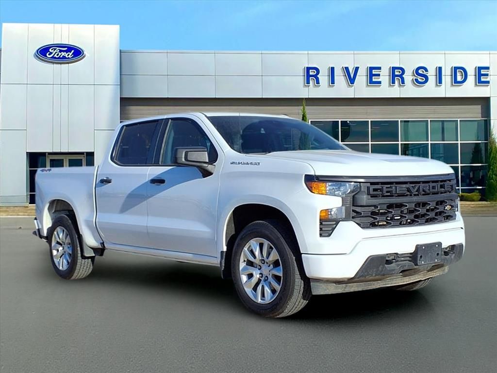 2024 Chevrolet Silverado 1500 Custom's photo