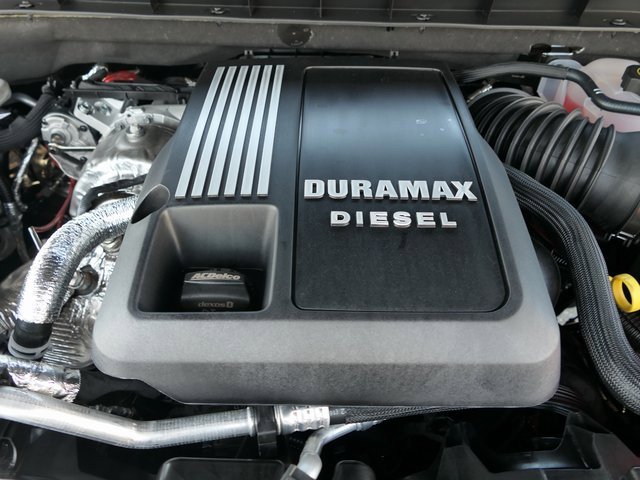 2026 Chevrolet Suburban RST photo 28