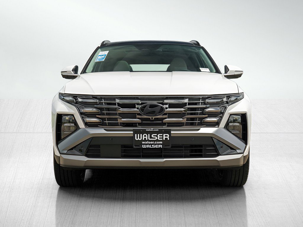 2025 Hyundai Tucson Limited photo 2