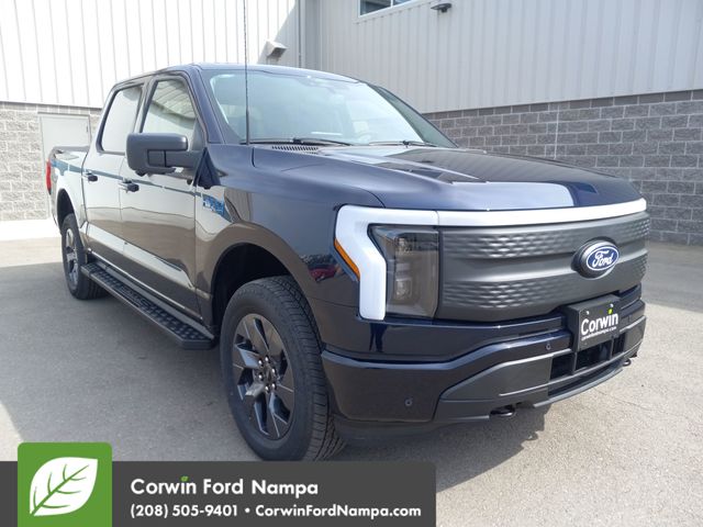 2025 Ford F-150 Lightning Flash's photo