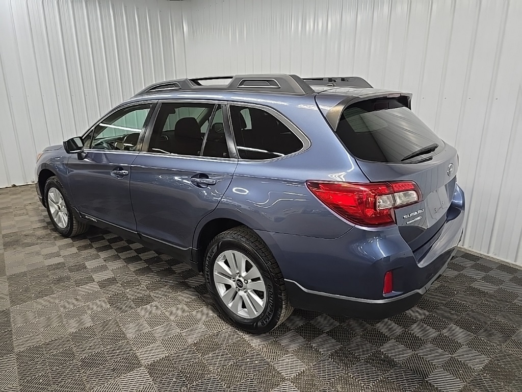 2015 Subaru Outback 2.5i Premium photo 9