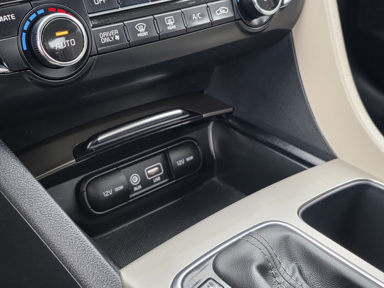 2017 Kia Optima Hybrid EX photo 25