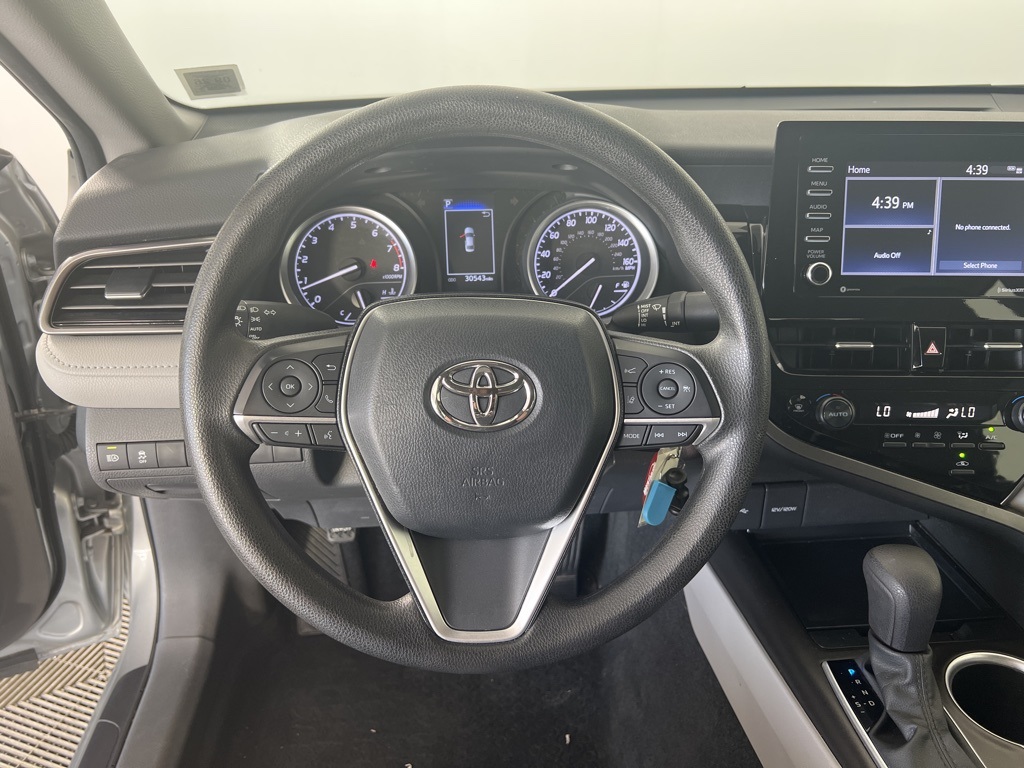 2023 Toyota Camry LE photo 6