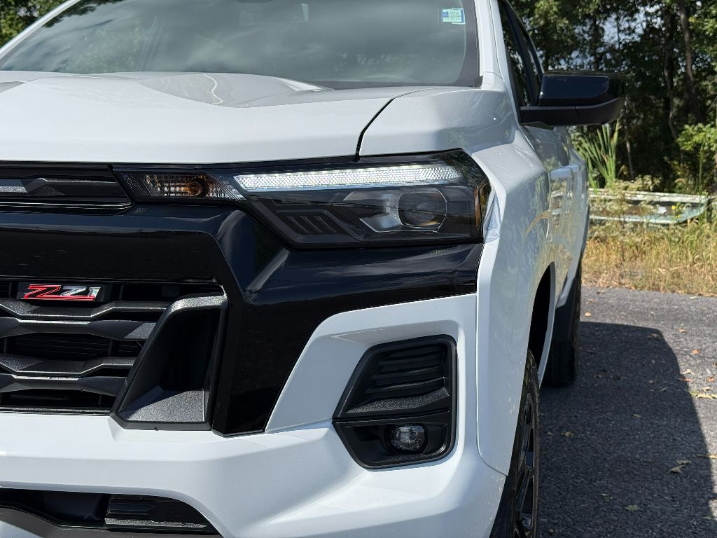 2026 Chevrolet Colorado Z71 photo 13