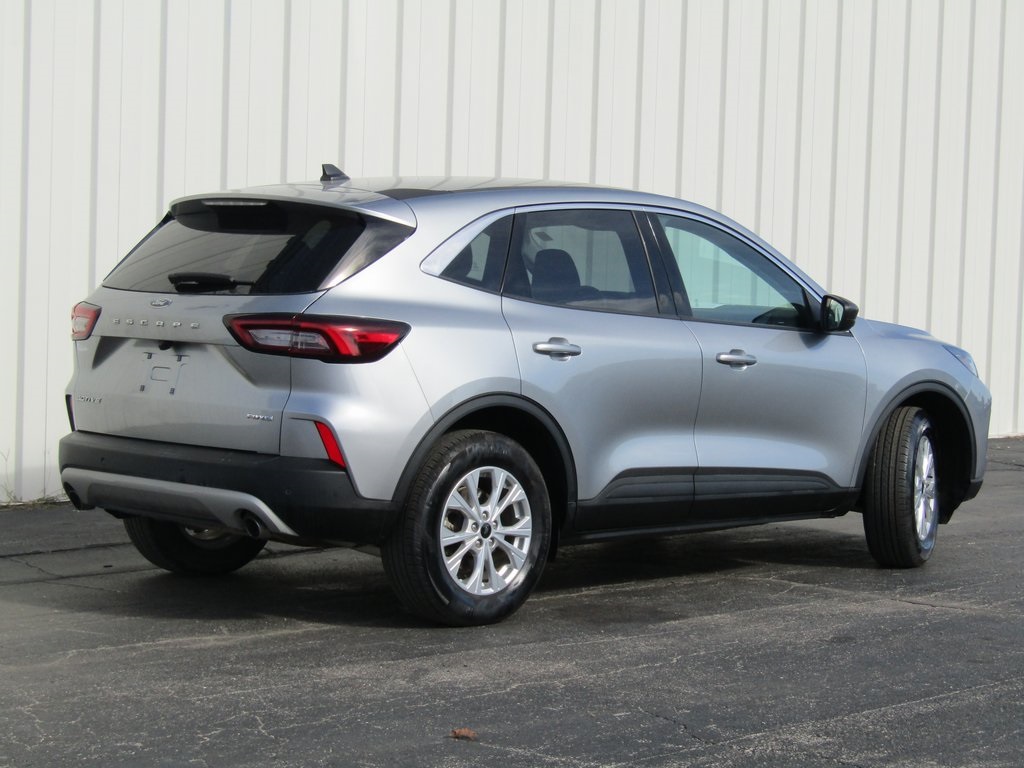 2024 Ford Escape Active photo 2