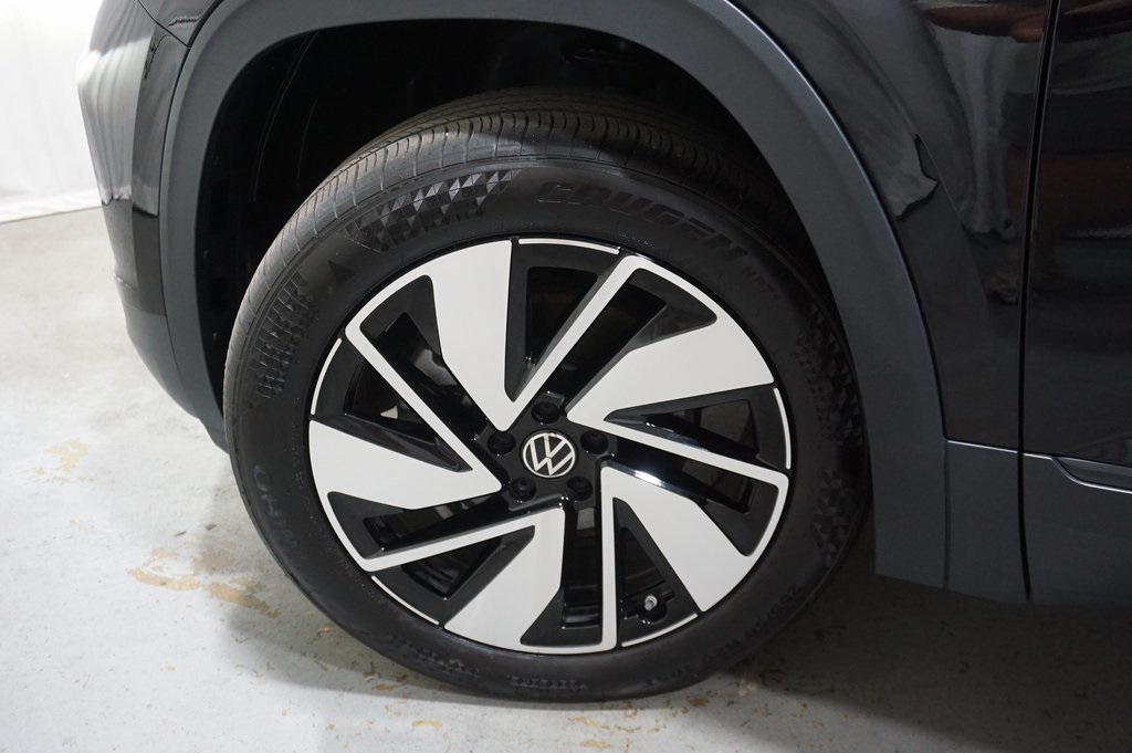 2024 Volkswagen Atlas SE Technology photo 33