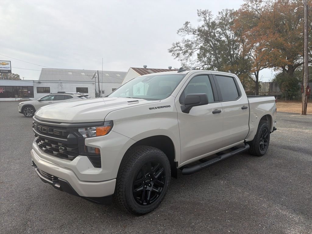 2026 Chevrolet Silverado 1500 Custom's photo