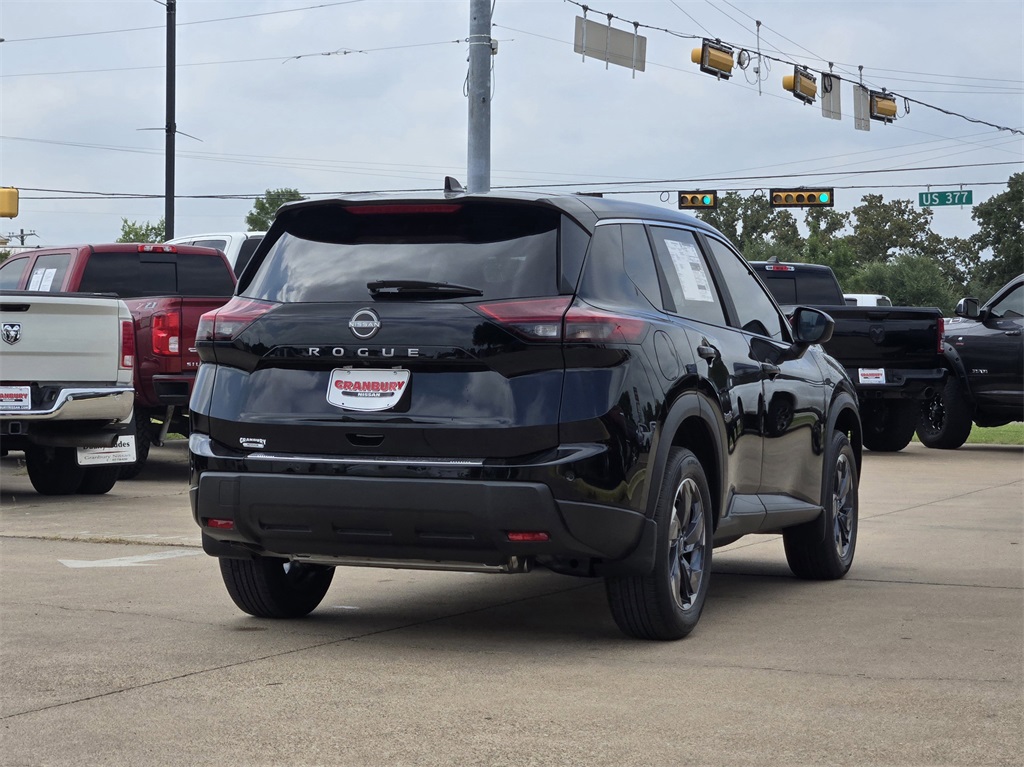 2026 Nissan Rogue SV photo 3