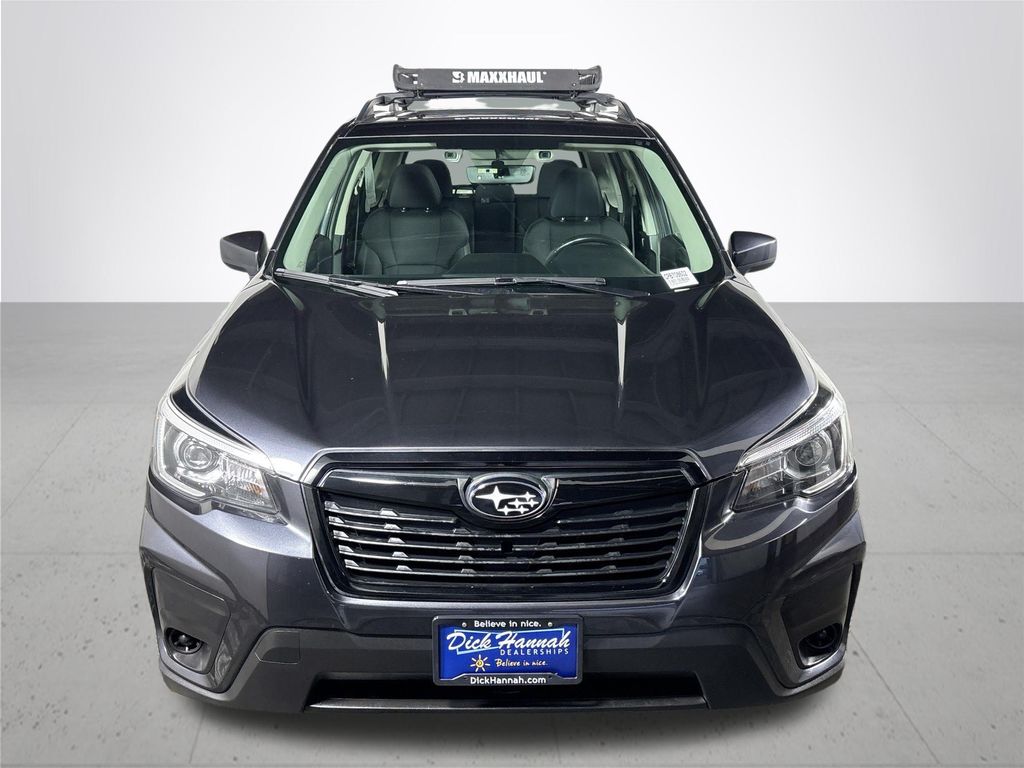 2019 Subaru Forester Premium photo 2