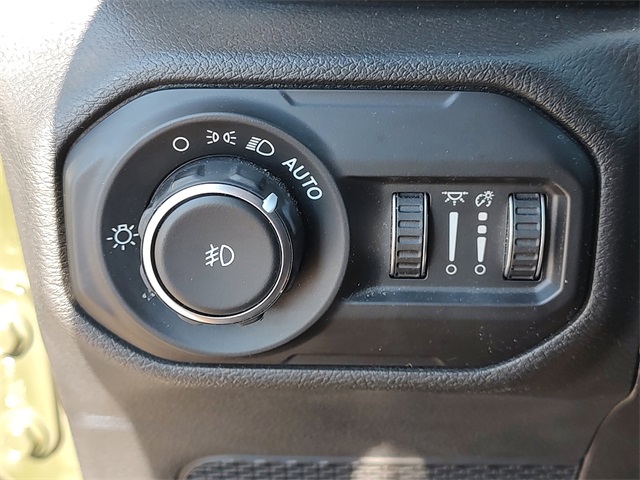 2021 Jeep Wrangler Unlimited Willys photo 24