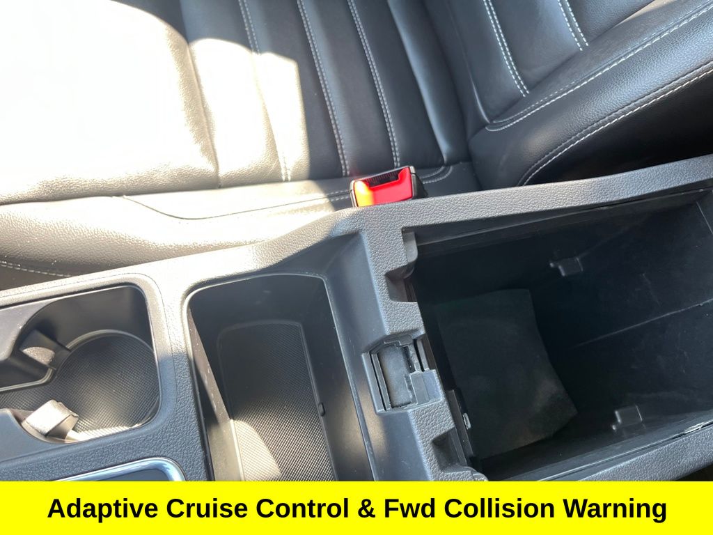 2019 Ford Escape Titanium photo 22