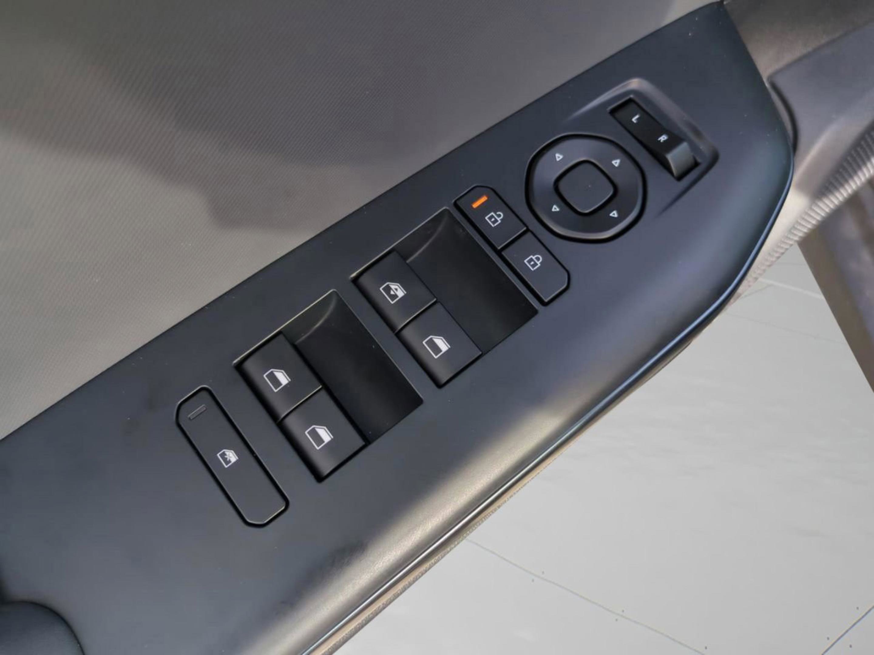 2025 Kia K4 LXS photo 25
