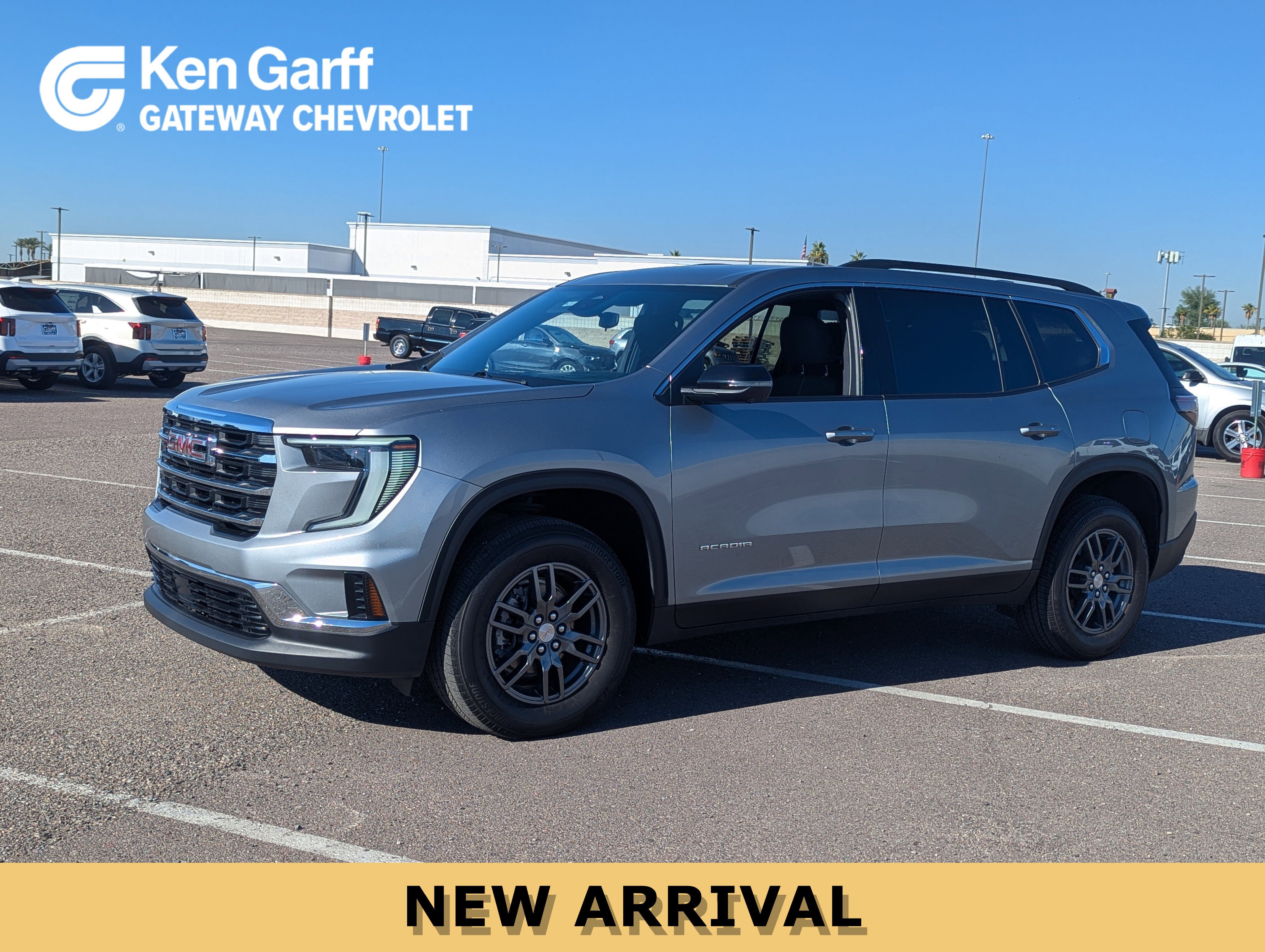 2025 GMC Acadia Elevation's photo