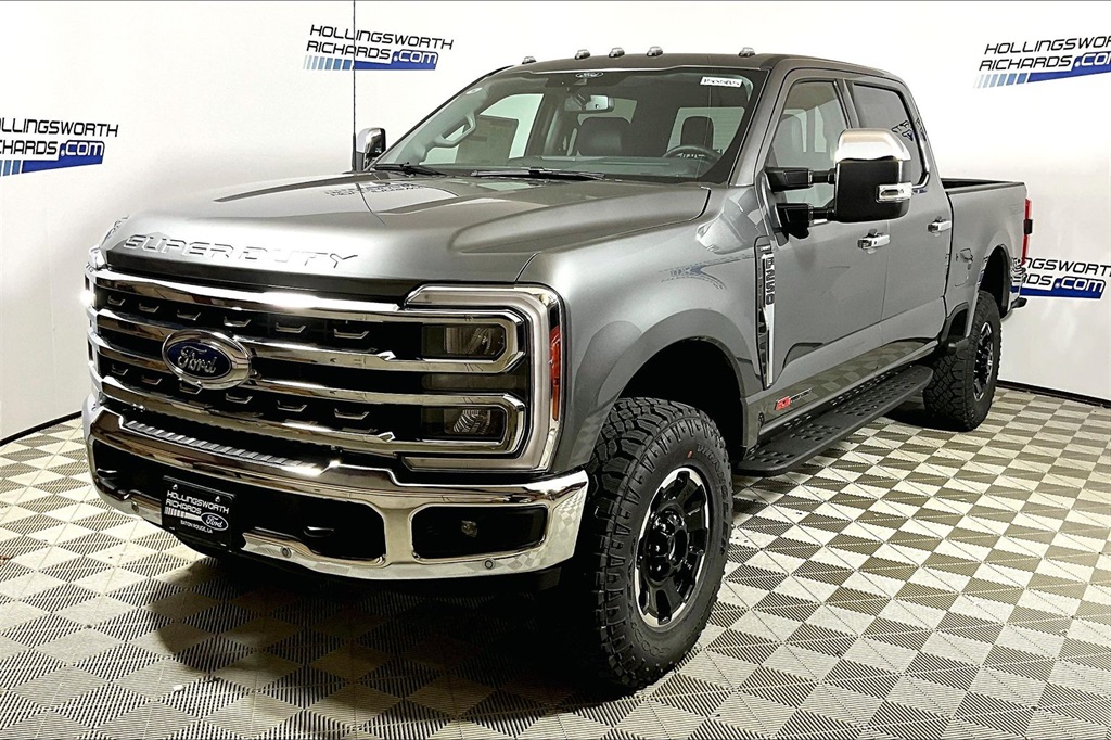 2025 Ford F-250 Super Duty Lariat's photo