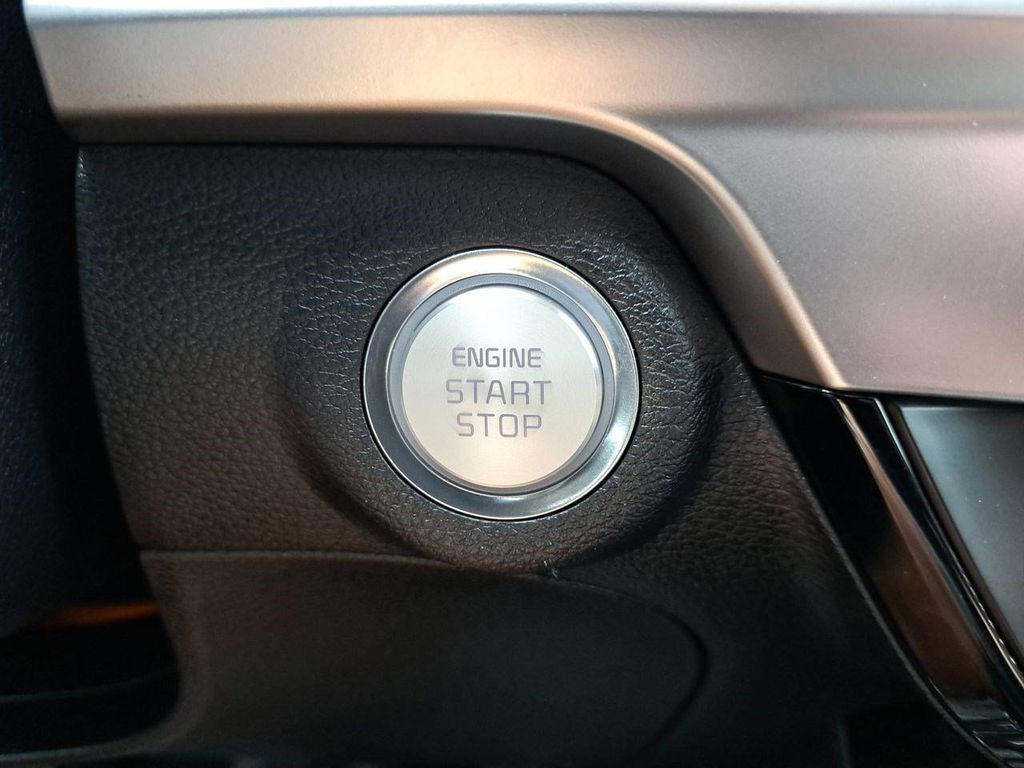 2024 Kia Telluride LX photo 26