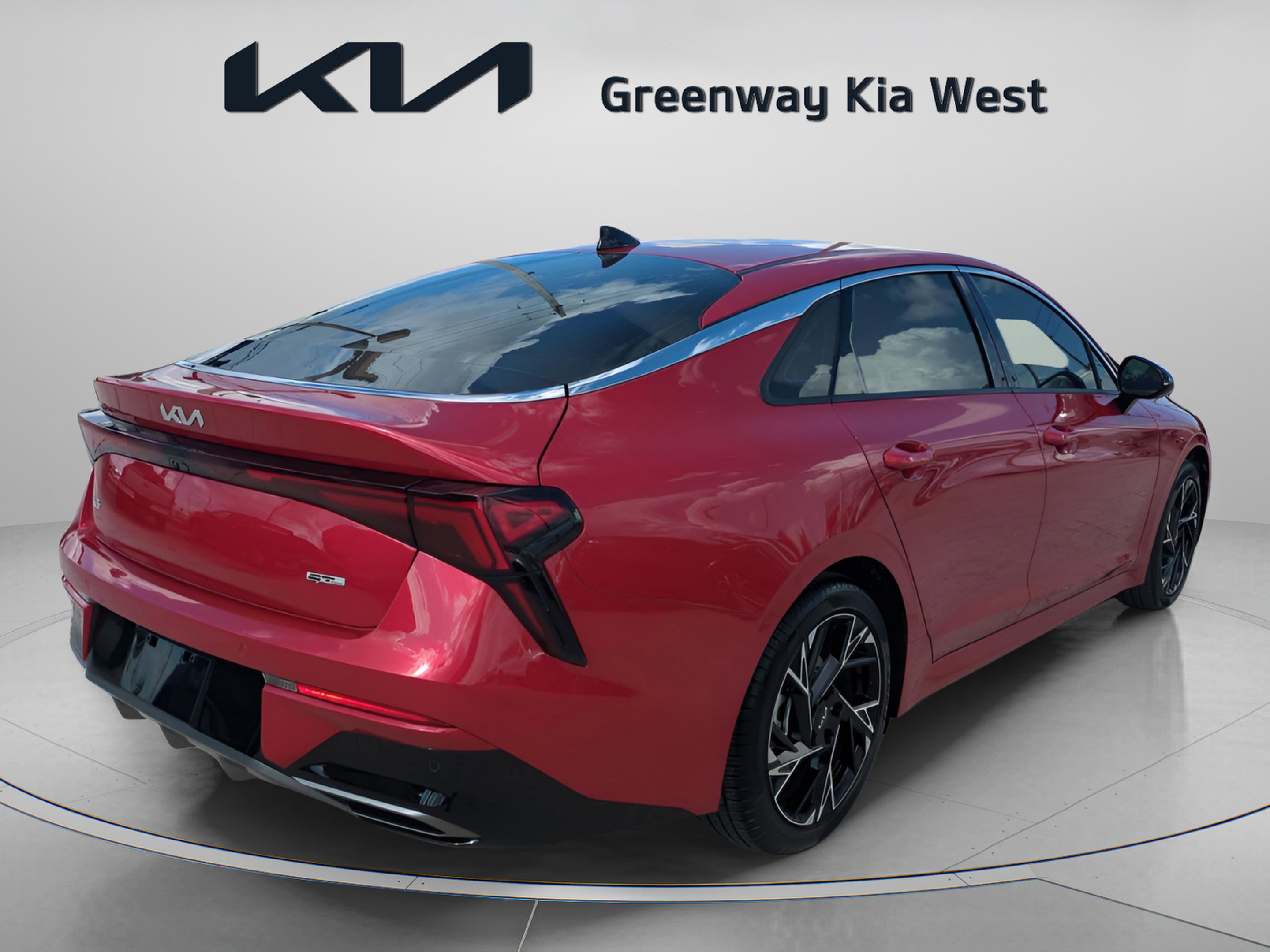 2025 Kia K5 GT-Line photo 7