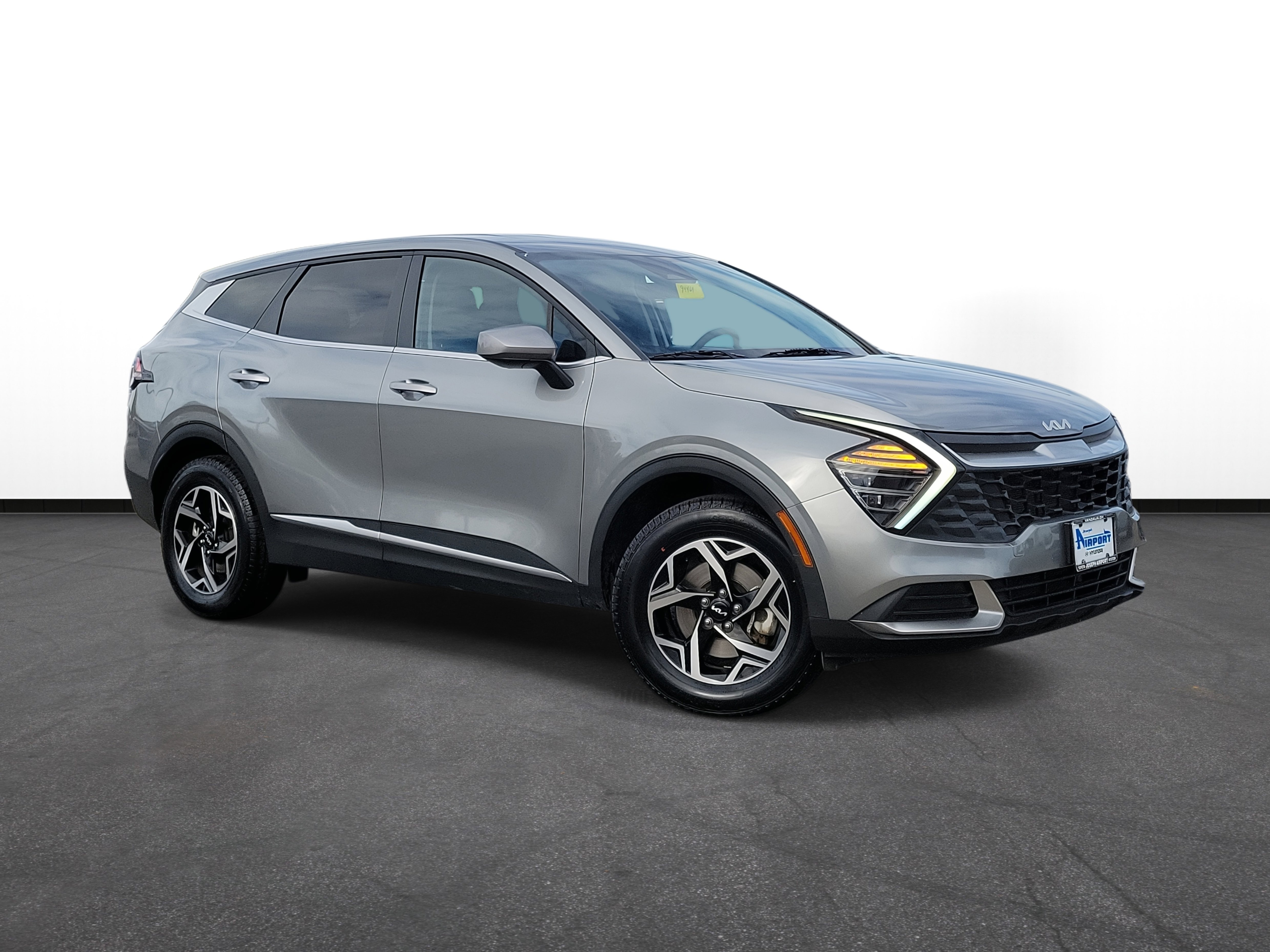 2024 Kia Sportage LX's photo