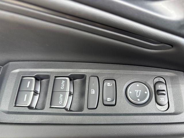 2025 Honda Accord SE photo 6