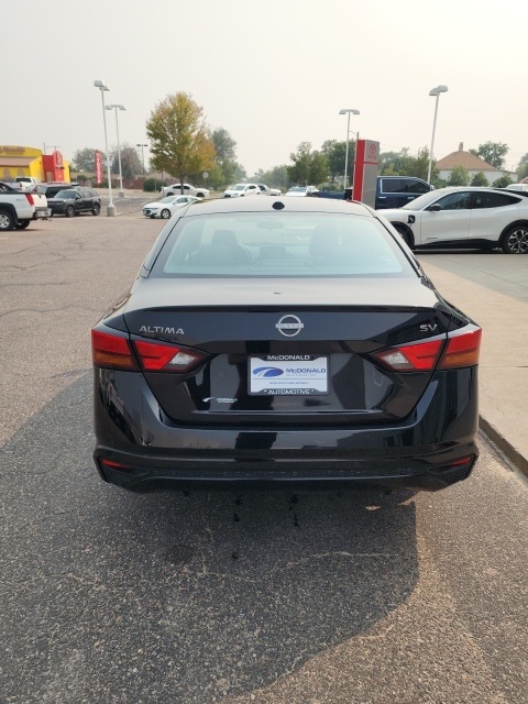 2023 Nissan Altima 2.5 SV photo 4