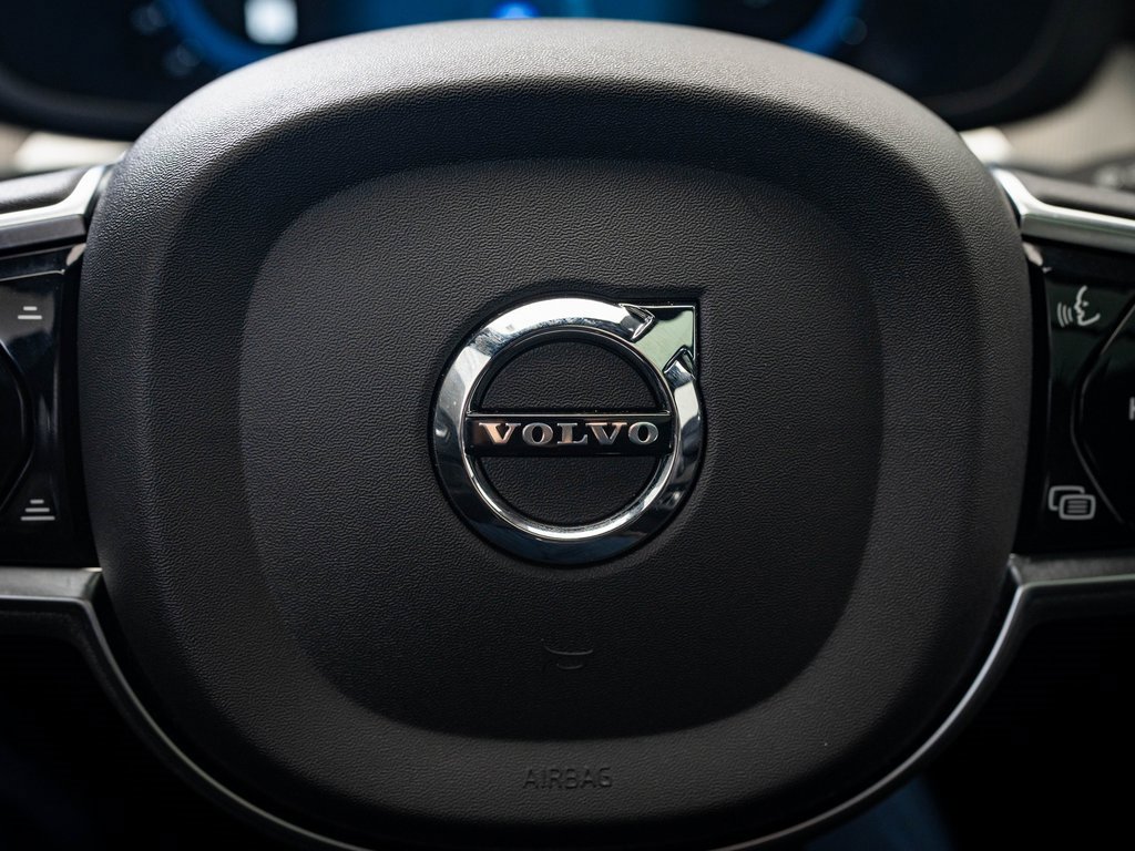 2024 Volvo XC60 Recharge Hybrid Ultimate photo 27