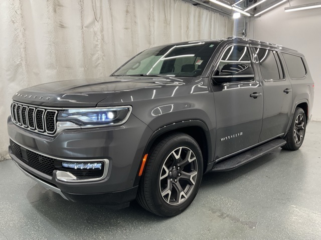 2024 Jeep Wagoneer L Series III photo 3