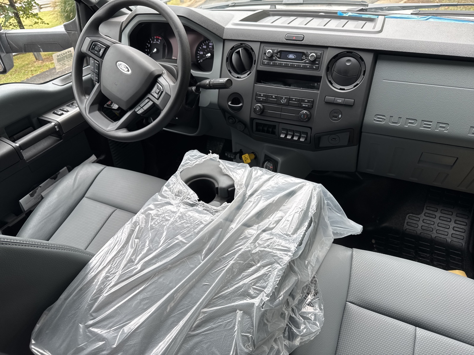 2026 Ford F-750 photo 17
