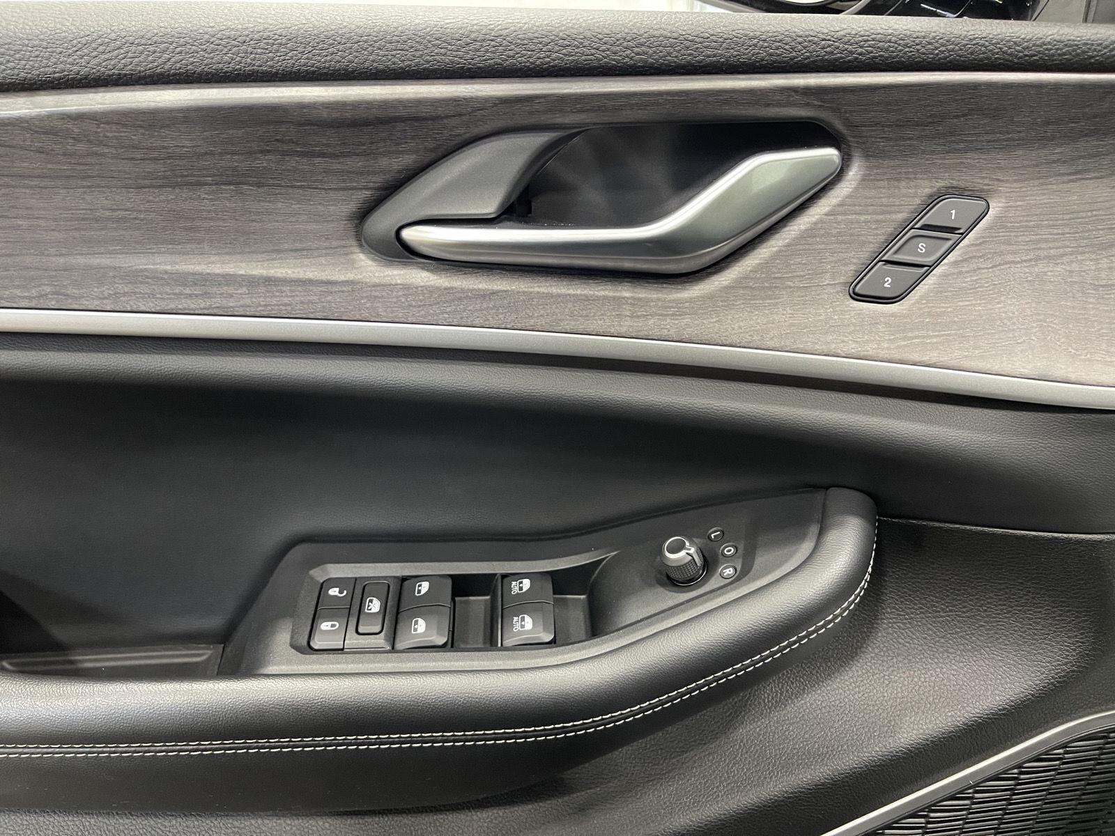 2021 Jeep Grand Cherokee Limited photo 19