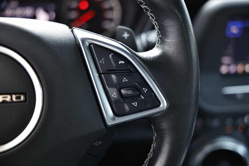 2022 Chevrolet Camaro 2LT photo 30