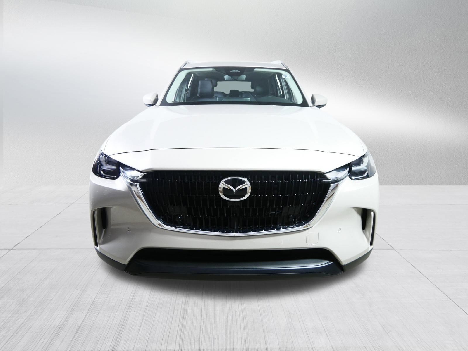 2025 Mazda CX-90 Preferred photo 2