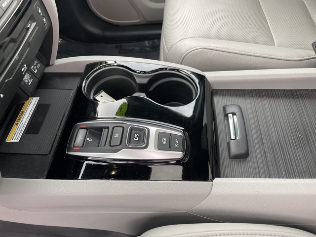 2019 Honda Pilot Elite photo 25