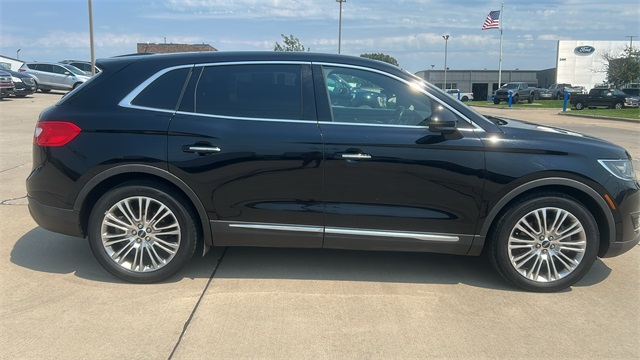 Used 2018 Lincoln MKX Reserve with VIN 2LMPJ6LRXJBL23383 for sale in Knoxville, IA