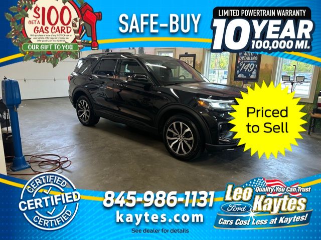 2025 Ford Explorer ST-LINE's photo
