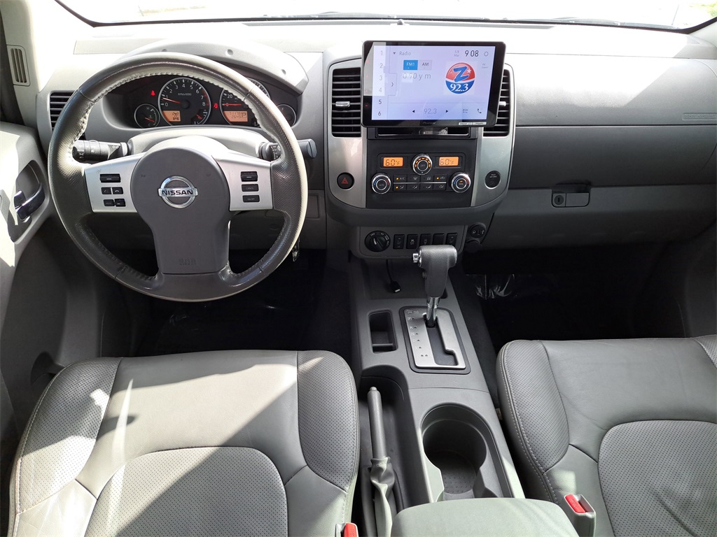 2019 Nissan Frontier SL photo 9