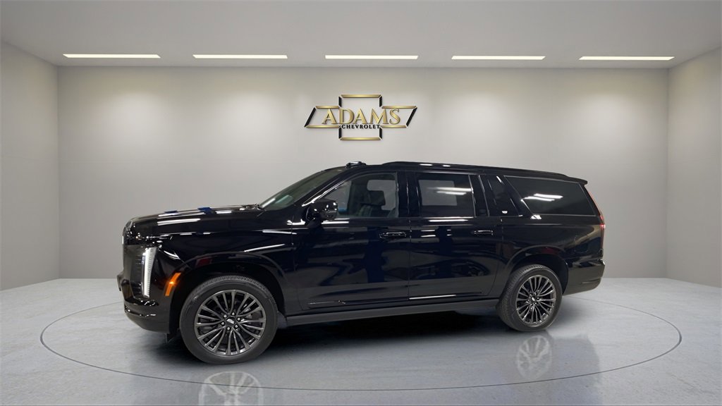 2025 Cadillac Escalade ESV Sport Platinum photo 2