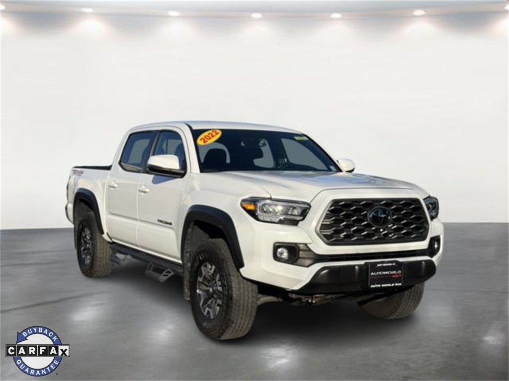 2022 Toyota Tacoma TRD Off Road's photo