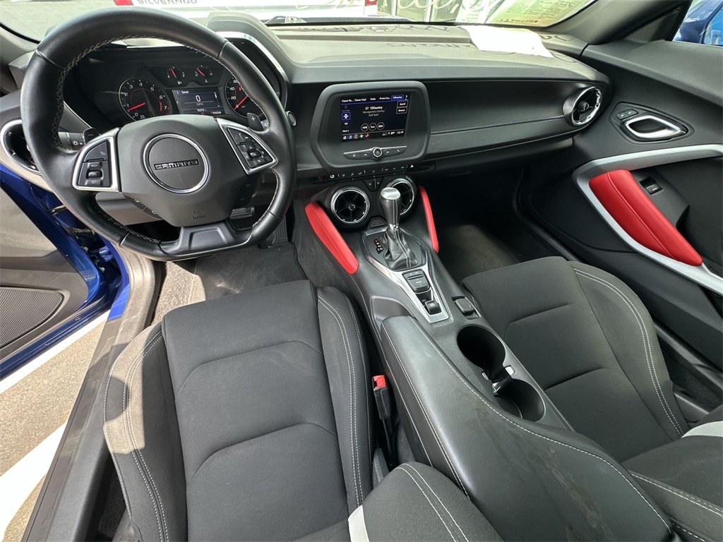 2021 Chevrolet Camaro LT1 photo 19