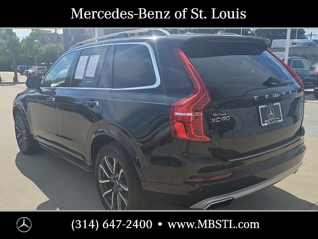 2017 Volvo XC90 T6 Momentum photo 4