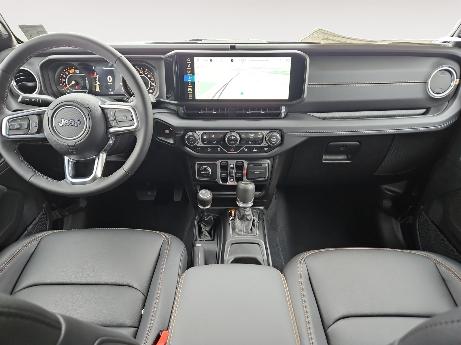 2025 Jeep Wrangler Sahara photo 4