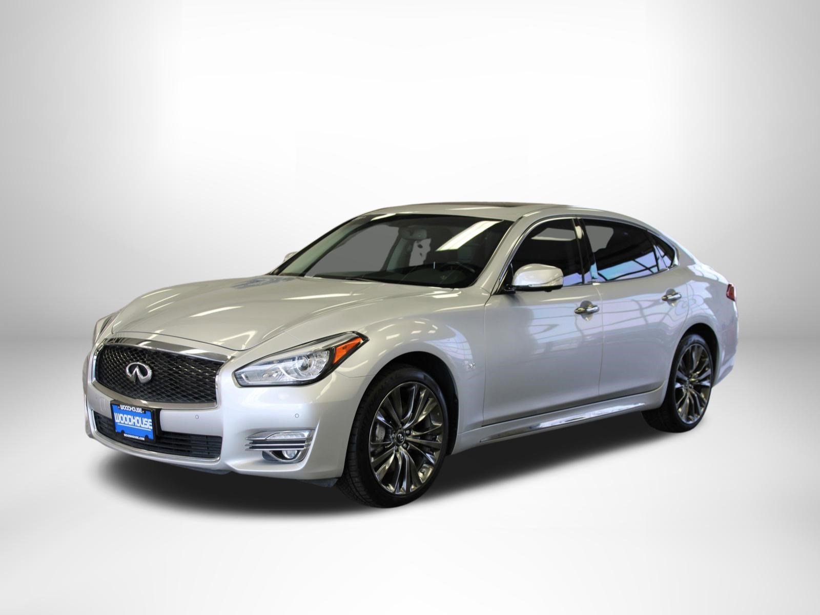 PreOwned 2017 INFINITI Q70L 3.7 4dr Car in Omaha PC0133 Woodhouse
