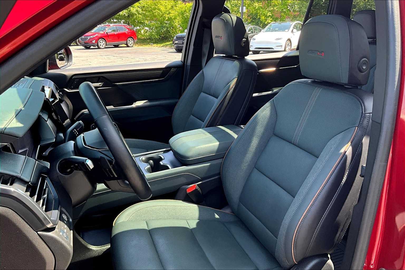 2024 Gmc Acadia AT4 photo 9