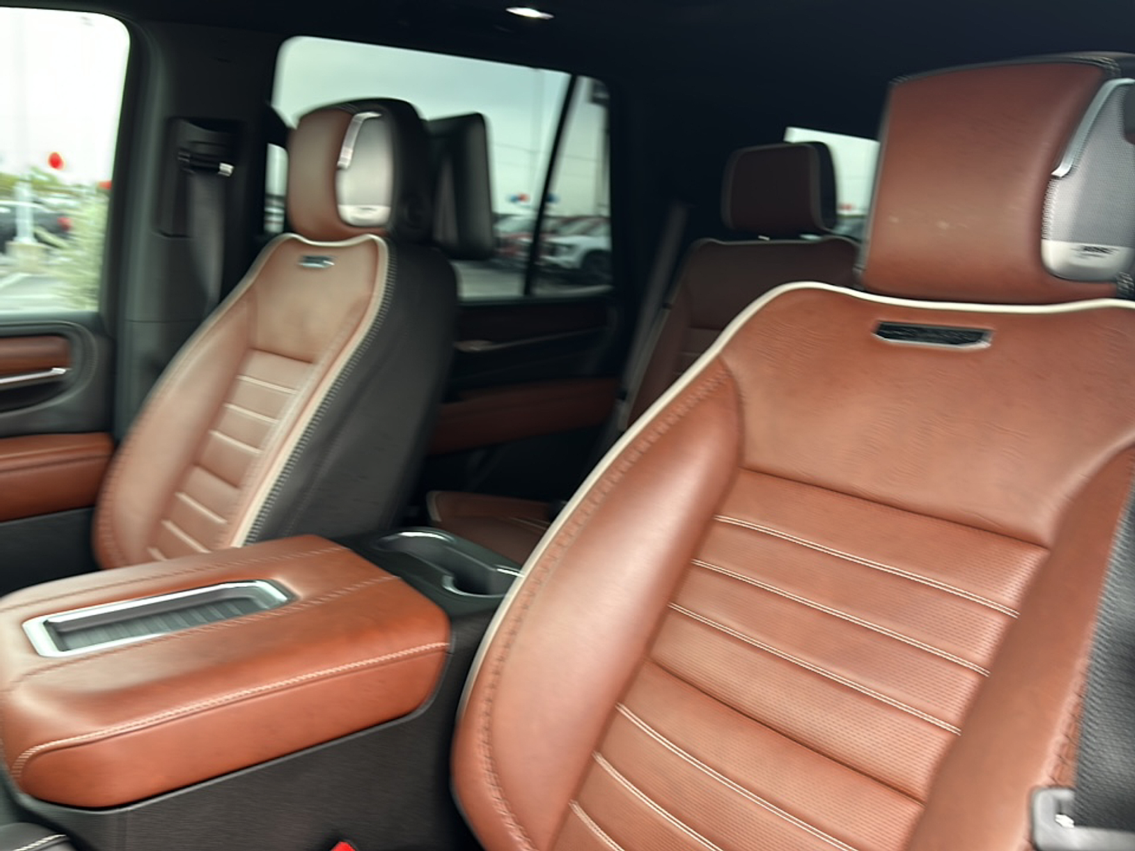 2024 Gmc Yukon Denali Ultimate photo 4