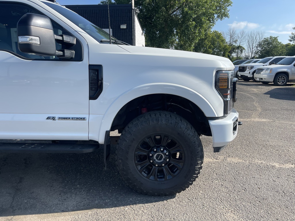 2022 Ford F-250 photo 2