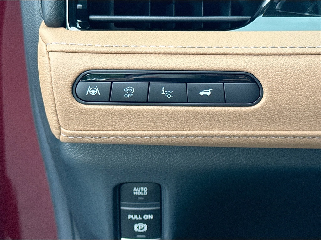2026 Infiniti QX80 Luxe photo 10